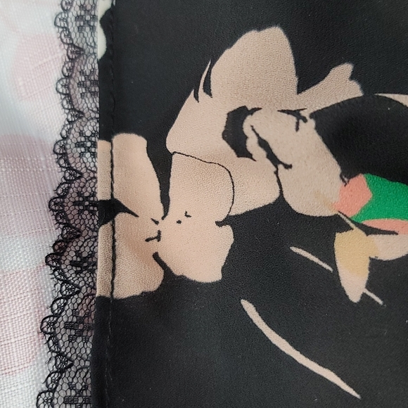 Karl Lagerfeld Floral Print Blouse - Picture 11 of 11